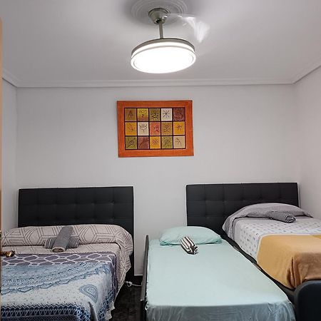 Casa Oasis Puertollano, Una Casa Rural En Puertollano, Agradable, Con Piscina En Zona Tranquila Екстериор снимка
