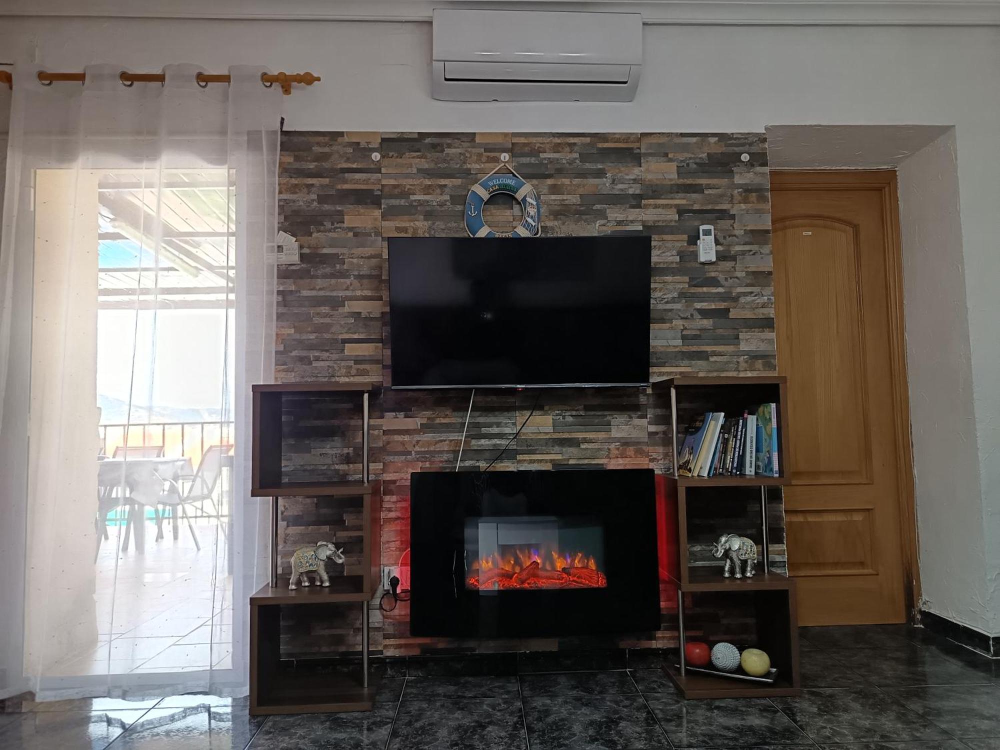 Casa Oasis Puertollano, Una Casa Rural En Puertollano, Agradable, Con Piscina En Zona Tranquila Екстериор снимка